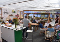 Natuurlijk was er ook de gelegenheid om te een kopje koffie te nemen met wat lekkers.